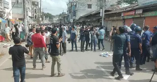 ভোলায় বিএনপি-বিজেপির ব্যাপক সংঘর্ষ ও ভাঙচুর; আহত ৫০